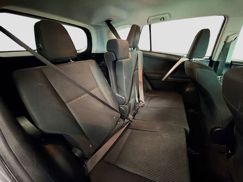 Used 2017 Toyota RAV4 LE w/ Carpet Mat Package image 22