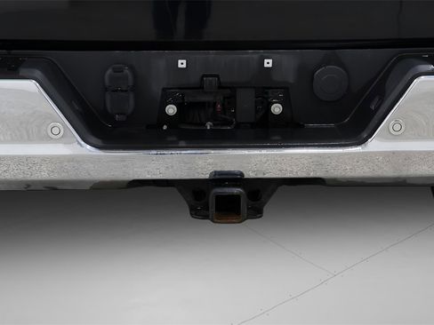 Used 2022 Chevrolet Silverado 1500 LTZ image 11