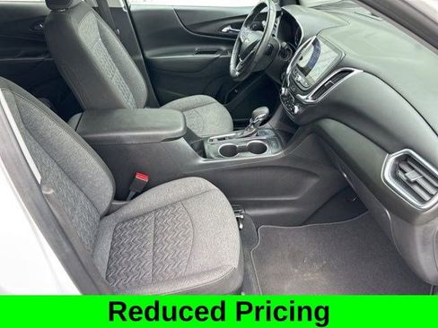 Used 2022 Chevrolet Equinox LT image 43
