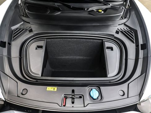 Used 2024 Audi RS e-tron GT image 12