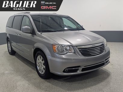 Used 2016 Chrysler Town & Country Touring w/ Driver Convenience Group