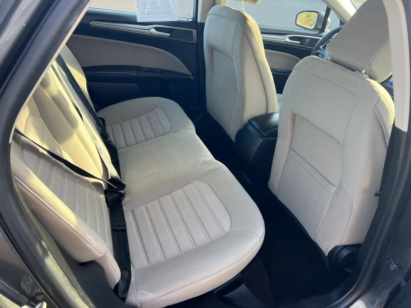 Used 2020 Ford Fusion S FWD image 10