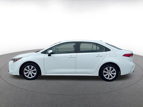 Used 2025 Toyota Corolla LE FWD image 8