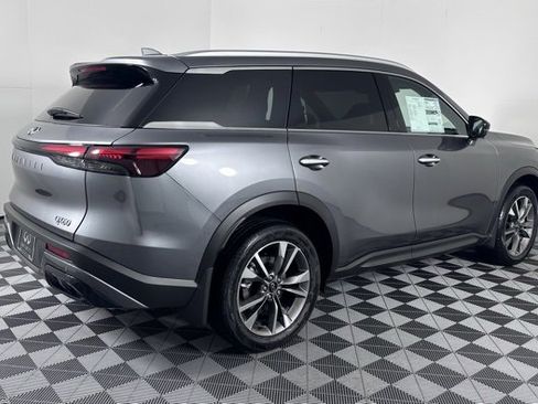 Certified 2025 INFINITI QX60 Luxe w/ Vision Package image 7