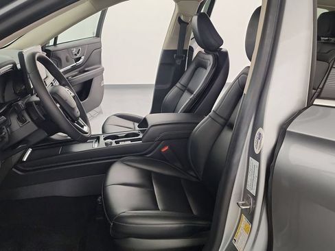 Used 2023 Lincoln Corsair AWD image 14