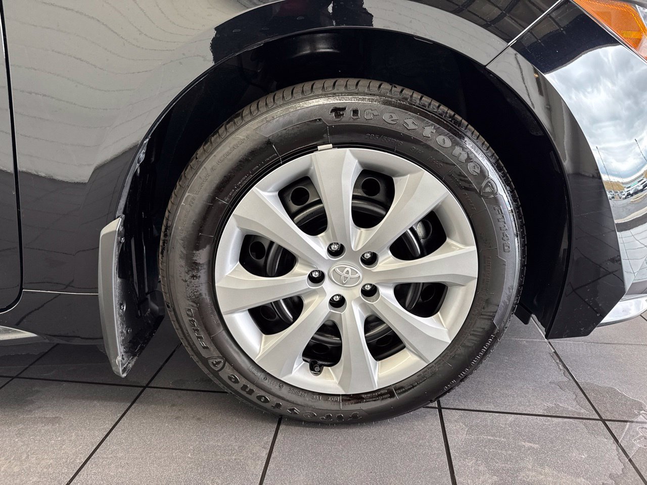Used 2026 Toyota Corolla LE FWD image 50