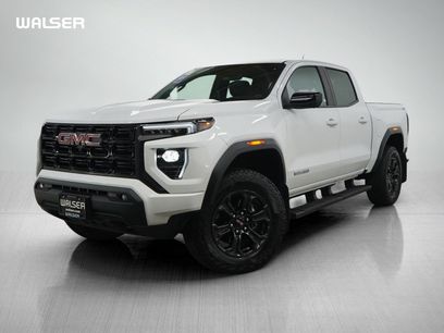 Used 2025 GMC Canyon Elevation w/ Convenience Package