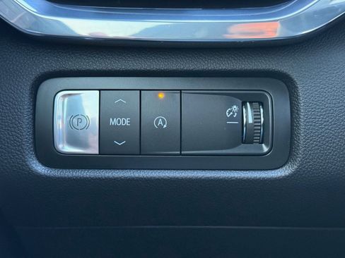 Certified 2024 GMC Acadia Denali w/ Super Cruise Package image 22