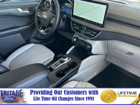 New 2025 Ford Escape SE w/ PHEV Premium Package image 13
