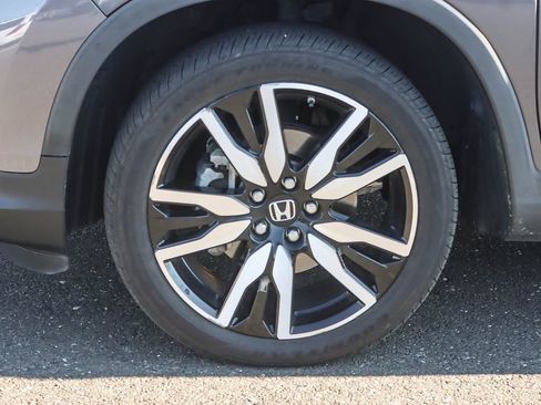 Used 2019 Honda Pilot Touring image 7
