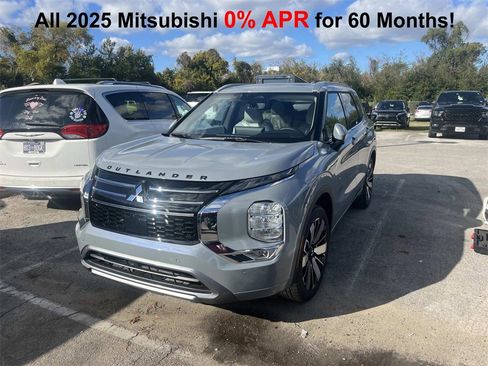 New 2025 Mitsubishi Outlander SEL image 1