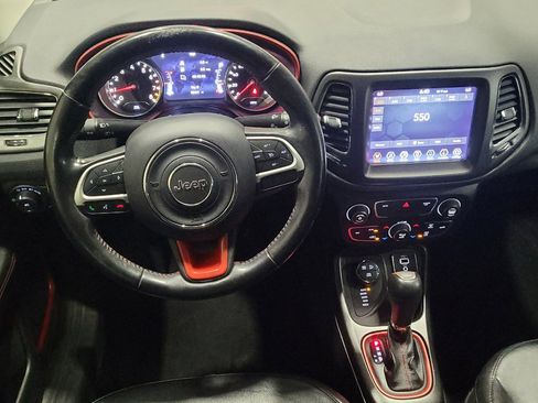Used 2019 Jeep Compass Trailhawk AWD/4WD image 22