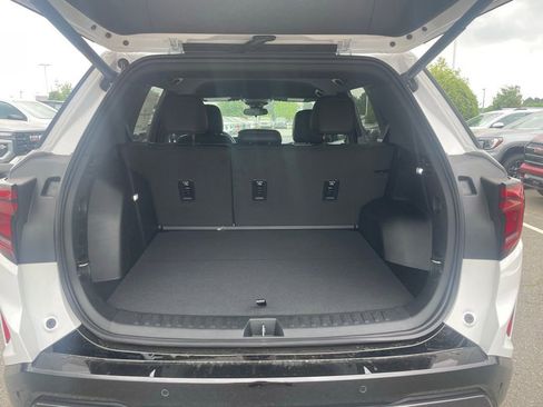 New 2026 GMC Terrain AT4 AWD/4WD image 7