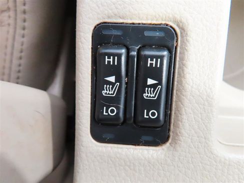 Used 2013 Subaru Crosstrek 2.0i Limited image 28