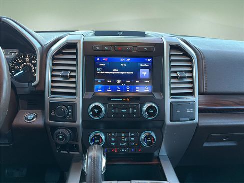 Used 2019 Ford F150 King Ranch w/ Equipment Group 601A Luxury image 19