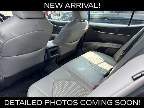 Used 2019 Toyota Camry SE FWD image 8