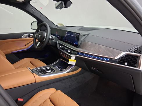 New 2026 BMW X7 xDrive40i w/ M Sport Package image 30