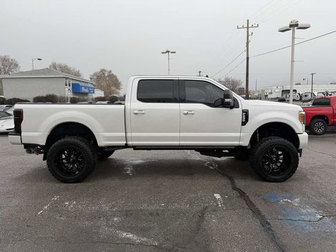 Used 2019 Ford F250 Platinum w/ Platinum Ultimate Package image 5