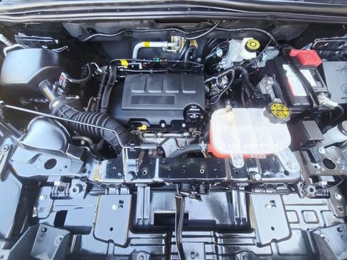 Used 2021 Chevrolet Trax LT image 31