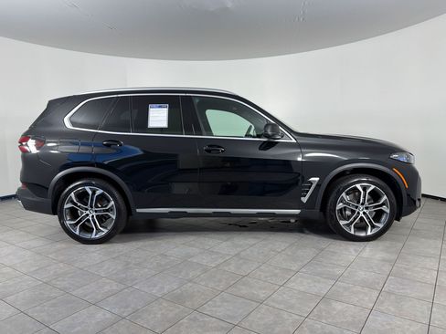 Used 2026 BMW X5 xDrive40i AWD/4WD image 8