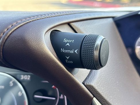 Used 2020 Lexus ES 350 w/ Premium Package image 22