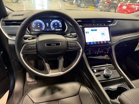 New 2025 Jeep Grand Cherokee L Limited w/ Trailer Tow Package image 7