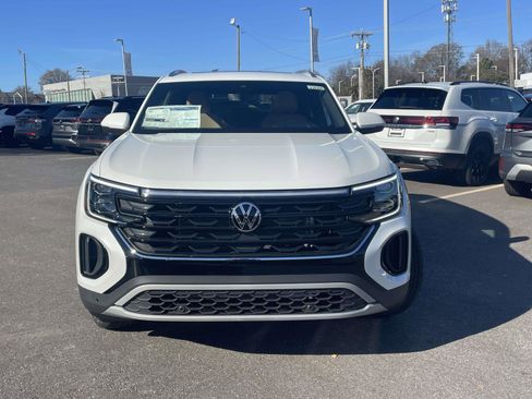 New 2026 Volkswagen Atlas Cross Sport SEL image 2