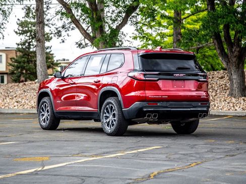 Used 2024 GMC Acadia AT4 w/ Luxury Package AWD/4WD image 3