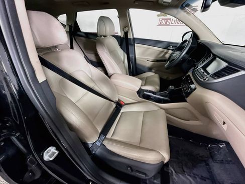 Used 2018 Hyundai Tucson Limited w/ Ultimate Package 02 FWD image 33