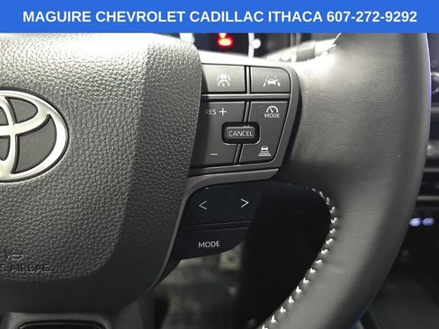 Used 2025 Toyota Camry SE w/ Convenience Package AWD/4WD image 20