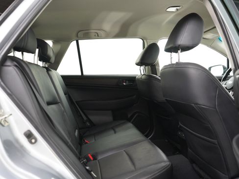 Used 2016 Subaru Outback 2.5i Limited w/ Popular Package #4 AWD/4WD image 12