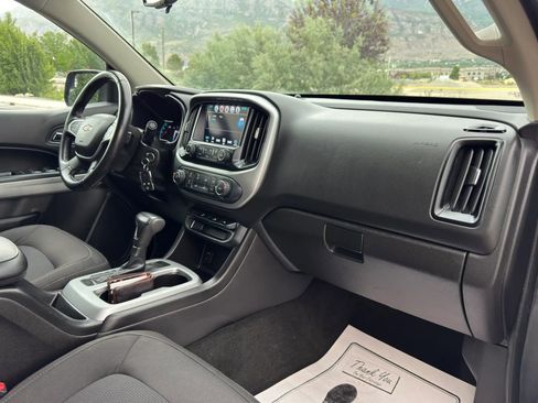 Used 2018 Chevrolet Colorado LT AWD/4WD image 27