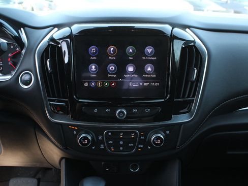 Used 2024 Chevrolet Traverse Premier w/ Redline Edition AWD/4WD image 13