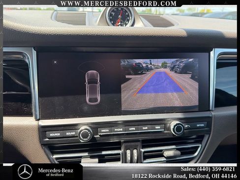 Used 2020 Porsche Macan AWD/4WD image 15