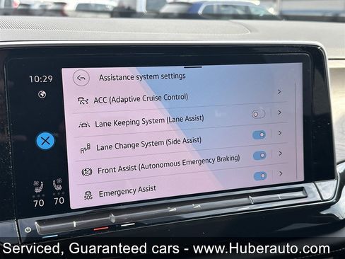 Used 2025 Volkswagen Atlas SE image 25