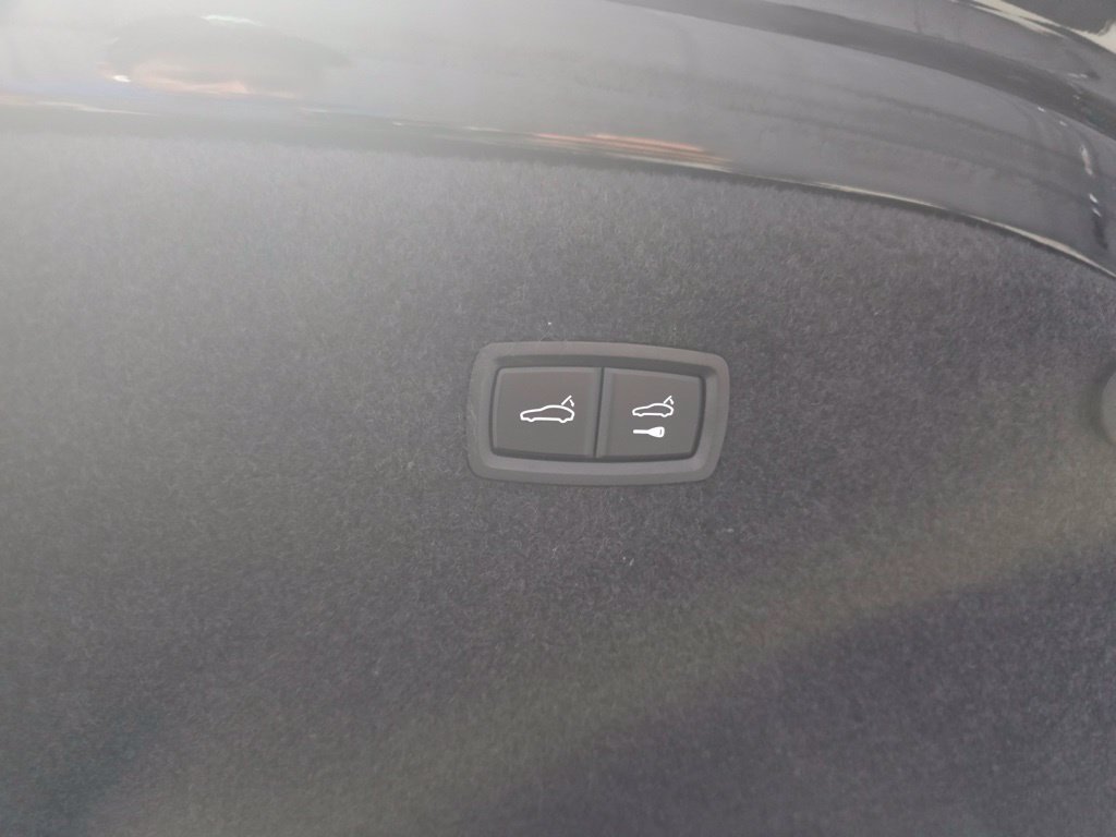 Used 2022 Audi e-tron GT Premium Plus AWD/4WD image 21