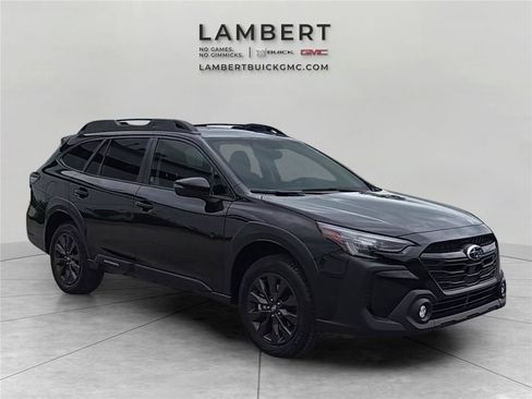 Used 2025 Subaru Outback Onyx Edition AWD/4WD image 7