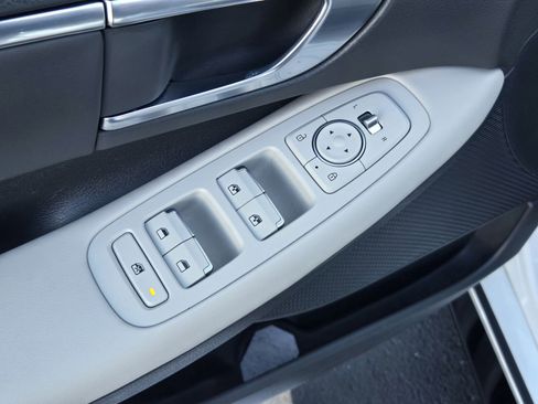 Used 2023 Hyundai Sonata SEL image 9