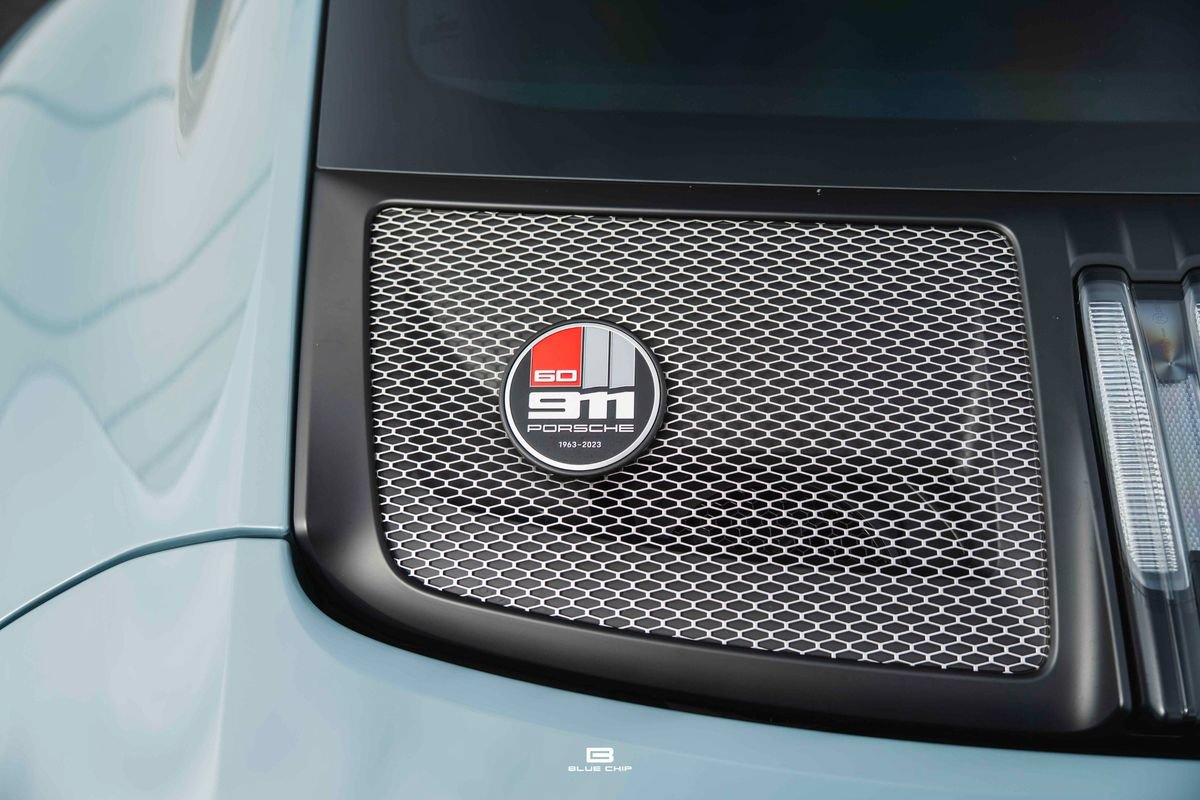 Used 2024 Porsche 911 GT2 RS RWD image 31