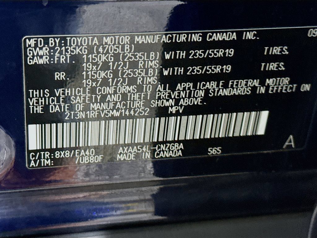 Used 2021 Toyota RAV4 Limited AWD/4WD image 35