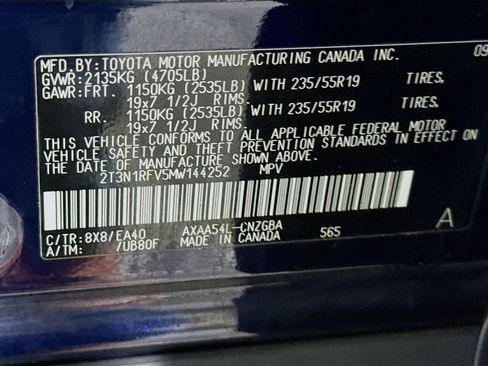 Used 2021 Toyota RAV4 Limited AWD/4WD image 35