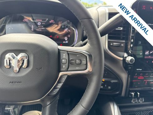 Used 2025 RAM 2500 Laramie AWD/4WD image 22