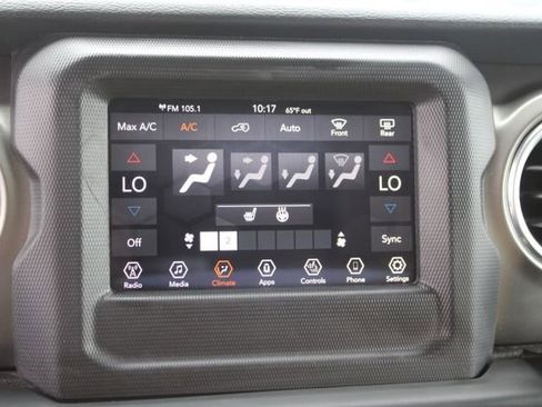 Used 2018 Jeep Wrangler Unlimited Rubicon w/ LED Lighting Group AWD/4WD image 23
