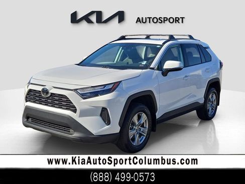 Used 2024 Toyota RAV4 XLE image 1