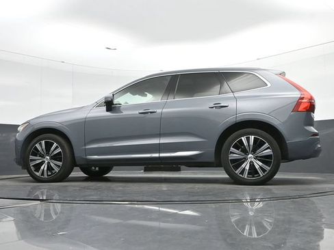 Used 2023 Volvo XC60 B5 Plus w/ Protection Package Premier AWD/4WD image 15