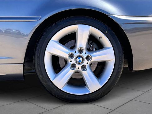 Used 2005 BMW 325Ci Convertible image 11