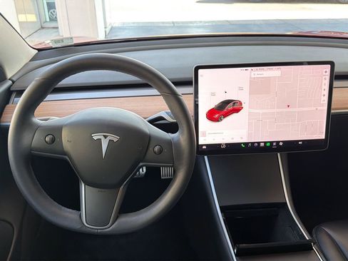Used 2020 Tesla Model 3 Performance AWD/4WD image 25