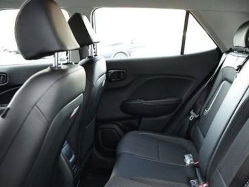 New 2026 Hyundai Venue SEL image 9