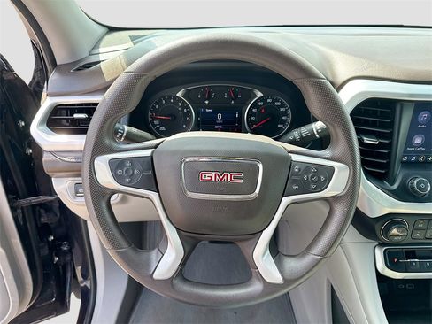Used 2021 GMC Acadia SLE image 13