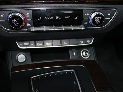 Used 2018 Audi Q5 2.0T Premium Plus w/ Premium Plus Package AWD/4WD image 7